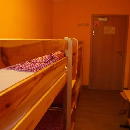 Schronisko Pttk Hala Szrenicka Hostel Szklarska Poreba