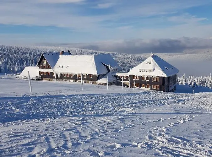 Schronisko Pttk Hala Szrenicka Szklarska Poręba