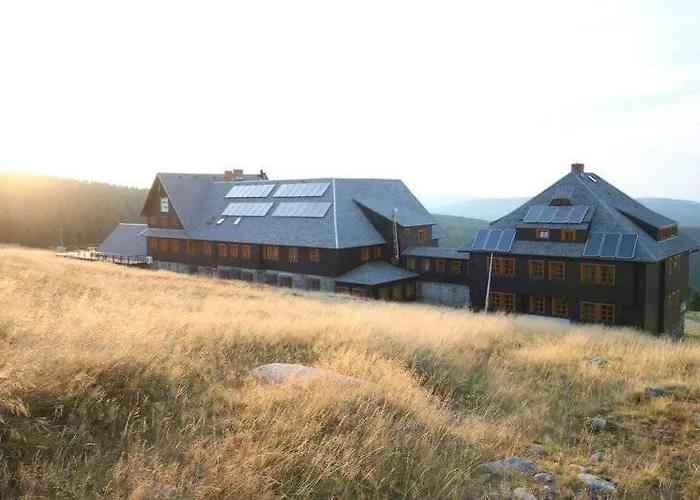 Schronisko Pttk Hala Szrenicka Hostel Szklarska Poręba