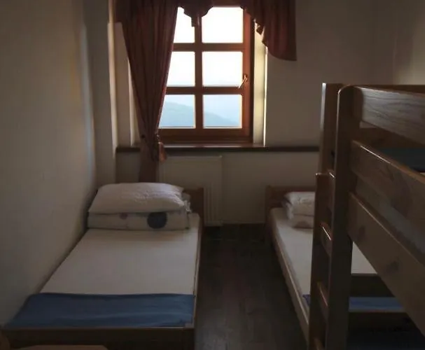 Schronisko Pttk Hala Szrenicka Szklarska Poreba